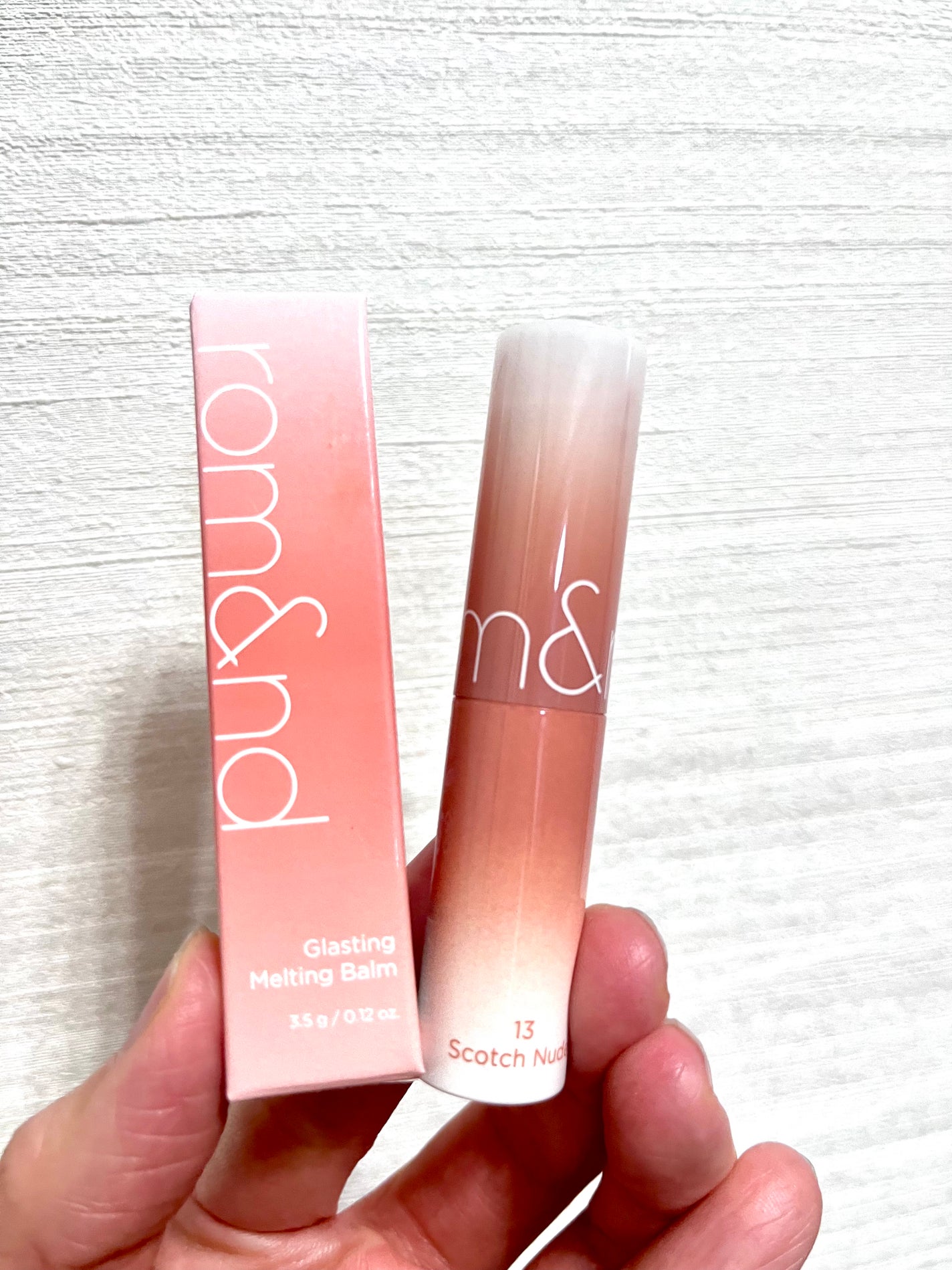 グラスティングメルティングバーム/rom&nd/リップバームを使ったクチコミ(1枚目)