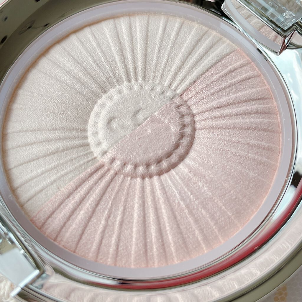 oz.design on LIPS 「ジルスチュアートデュアルルーセントグロウセッティングパウダー0..」(3枚目)