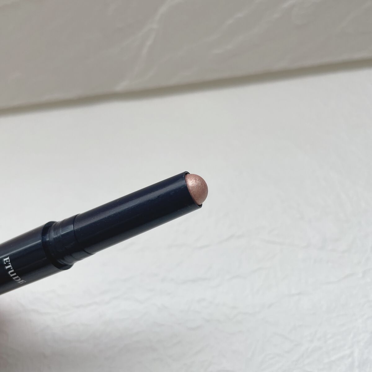 キラキラ アイシャドウ PK003/ETUDE/スティックアイシャドウを使ったクチコミ（2枚目）