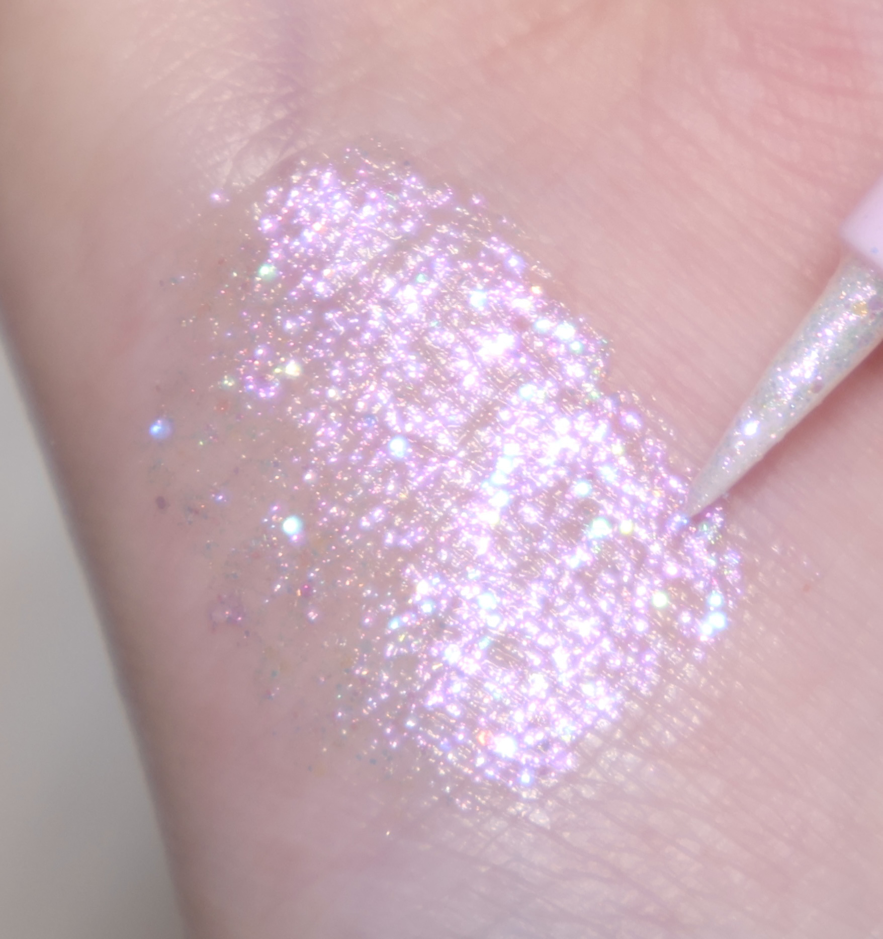 ミニュム バブグリッター 02 ひとめぼれのベイビーピンク/minum/グリッターを使ったクチコミ（3枚目）
