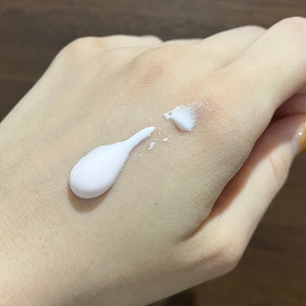 ニベアUV ディープ プロテクト&ケア トーンアップ エッセンス/ニベア/日焼け止めローションを使ったクチコミ(5枚目)