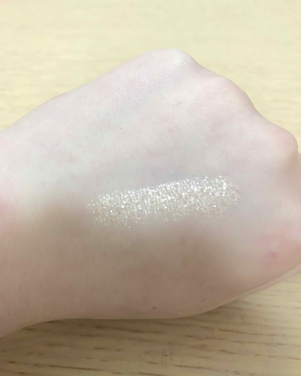 キラキラ アイシャドウ/ETUDE/スティックアイシャドウを使ったクチコミ（2枚目）