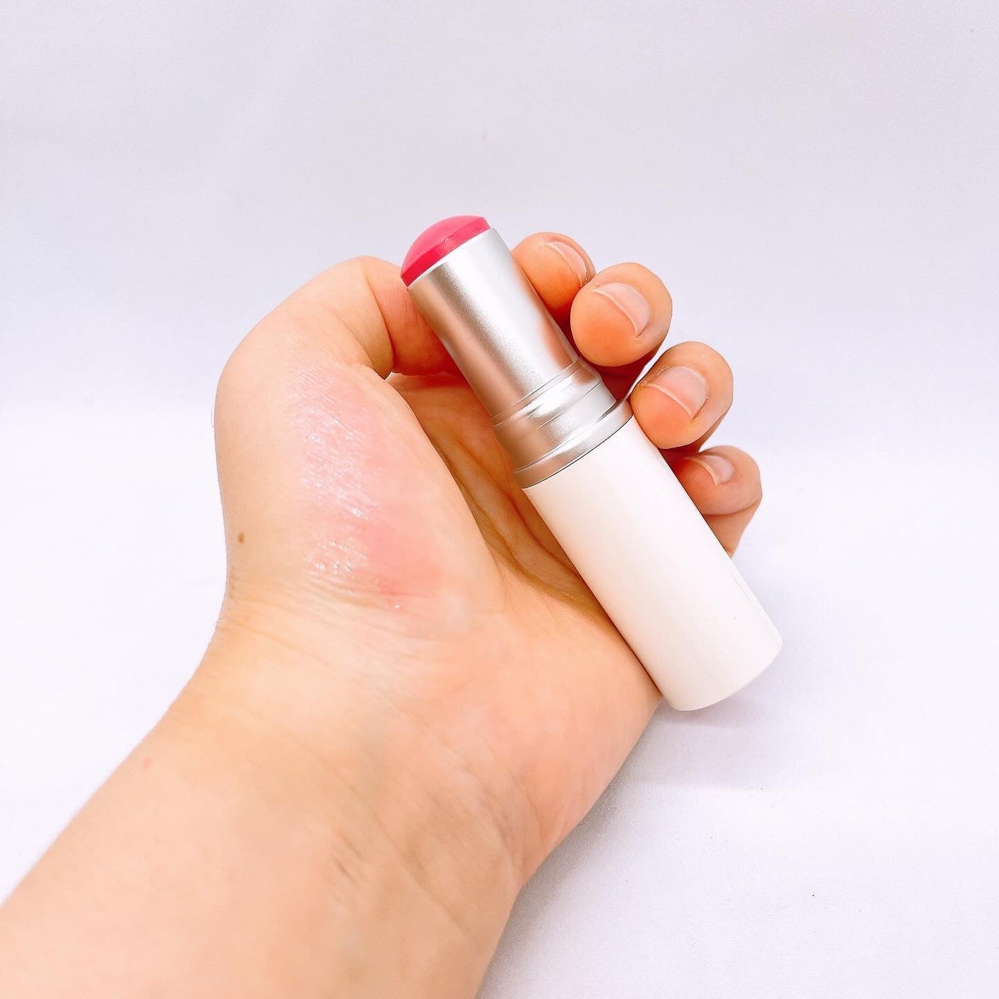 トゥルーディメンションラディアンスバーム/hince/スティックハイライトを使ったクチコミ(5枚目)