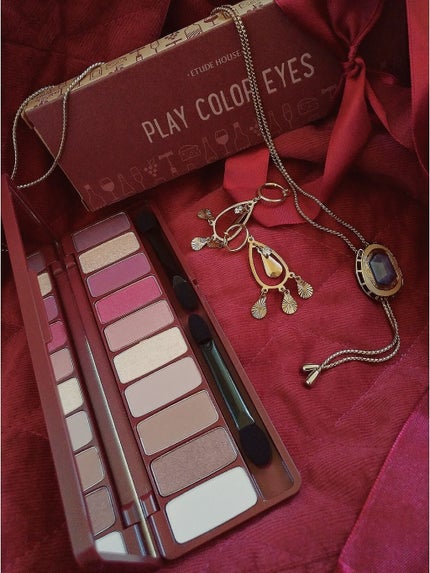 プレイカラー アイシャドウ ワインパーティー【生産終了】/ETUDE/アイシャドウパレットを使ったクチコミ(1枚目)