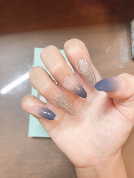 姫フォロバ on LIPS 「つけ爪買ったよ〜夏っぽい所は置いといてめっちゃ可愛い♡#買って..」(2枚目)