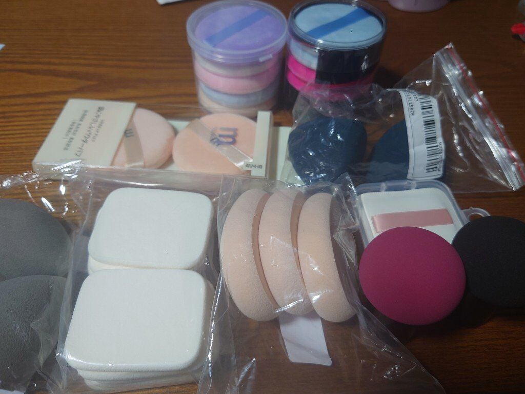 なー on LIPS 「SHEIN〜スポンジ編②〜★フラットエッジスポンジ2つ入り斜め..」(1枚目)