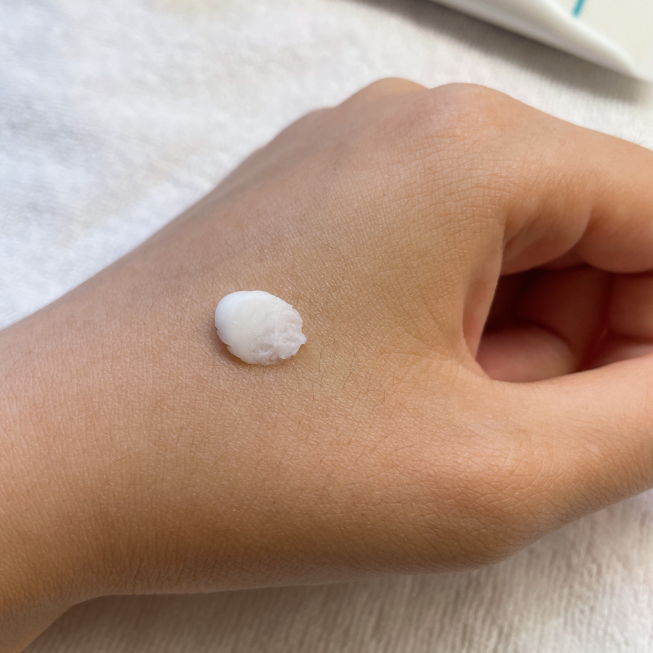 キュレル 潤浸保湿 パウダーバーム/キュレル/フェイスバームを使ったクチコミ（3枚目）