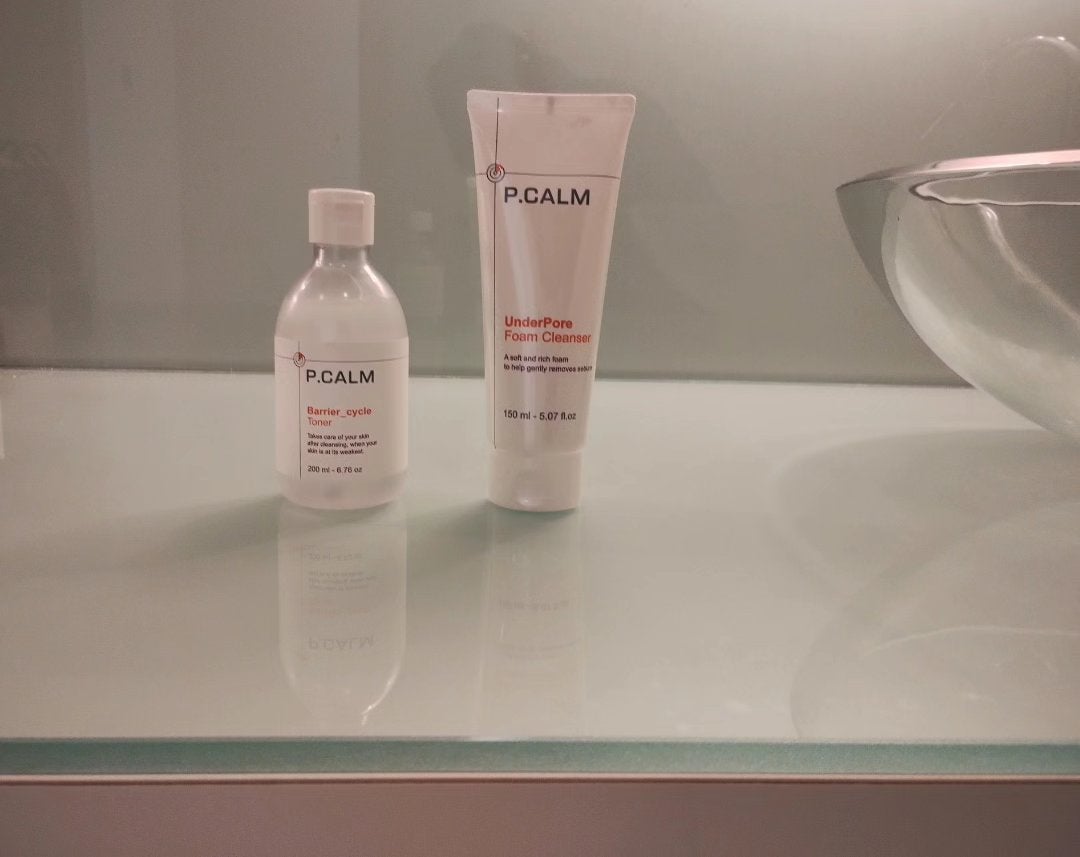 mcgroupakiko on LIPS 「一日のうちで一番リラックスするのは、素顔になる時間。毛穴にたま..」(2枚目)