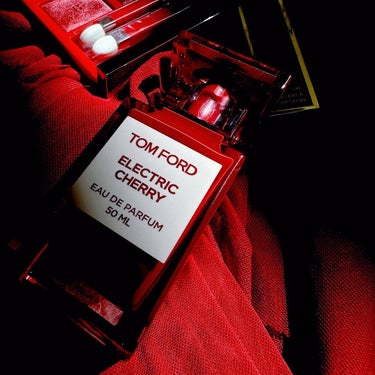 エレクトリック チェリー オード パルファム スプレィ/TOM FORD BEAUTY/香水(レディース)を使ったクチコミ（1枚目）