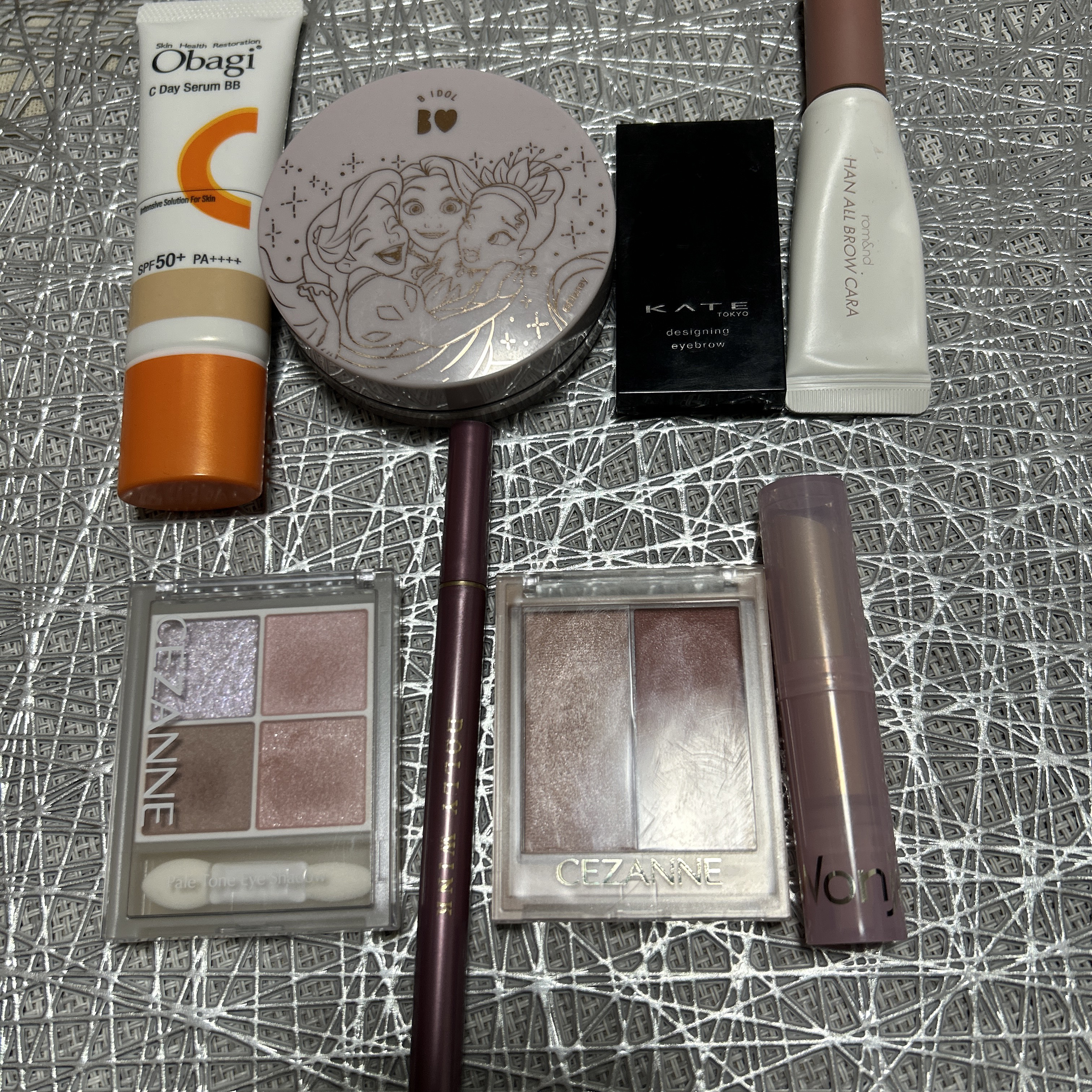 ケイト デザイニングアイブロウ3D/KATE/パウダーアイブロウを使ったクチコミ（1枚目）