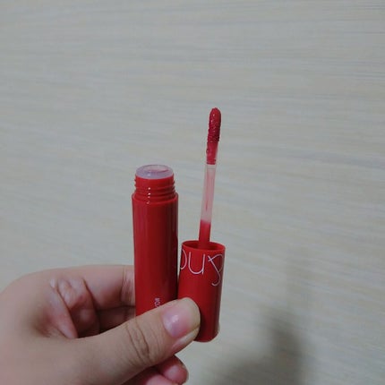 ジューシーラスティングティント/rom&nd/リップティントを使ったクチコミ(2枚目)