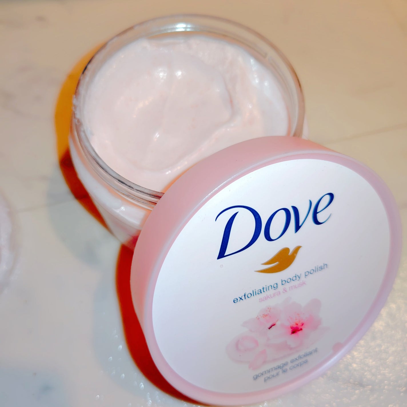 ダヴ ふわとろ クリーミースクラブ サクラ&ムスク/ダヴ/ボディスクラブを使ったクチコミ(1枚目)