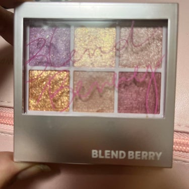 オーラクリエイション 004 プラム＆メタリックウォーム/BLEND BERRY/アイシャドウパレットを使ったクチコミ（3枚目）