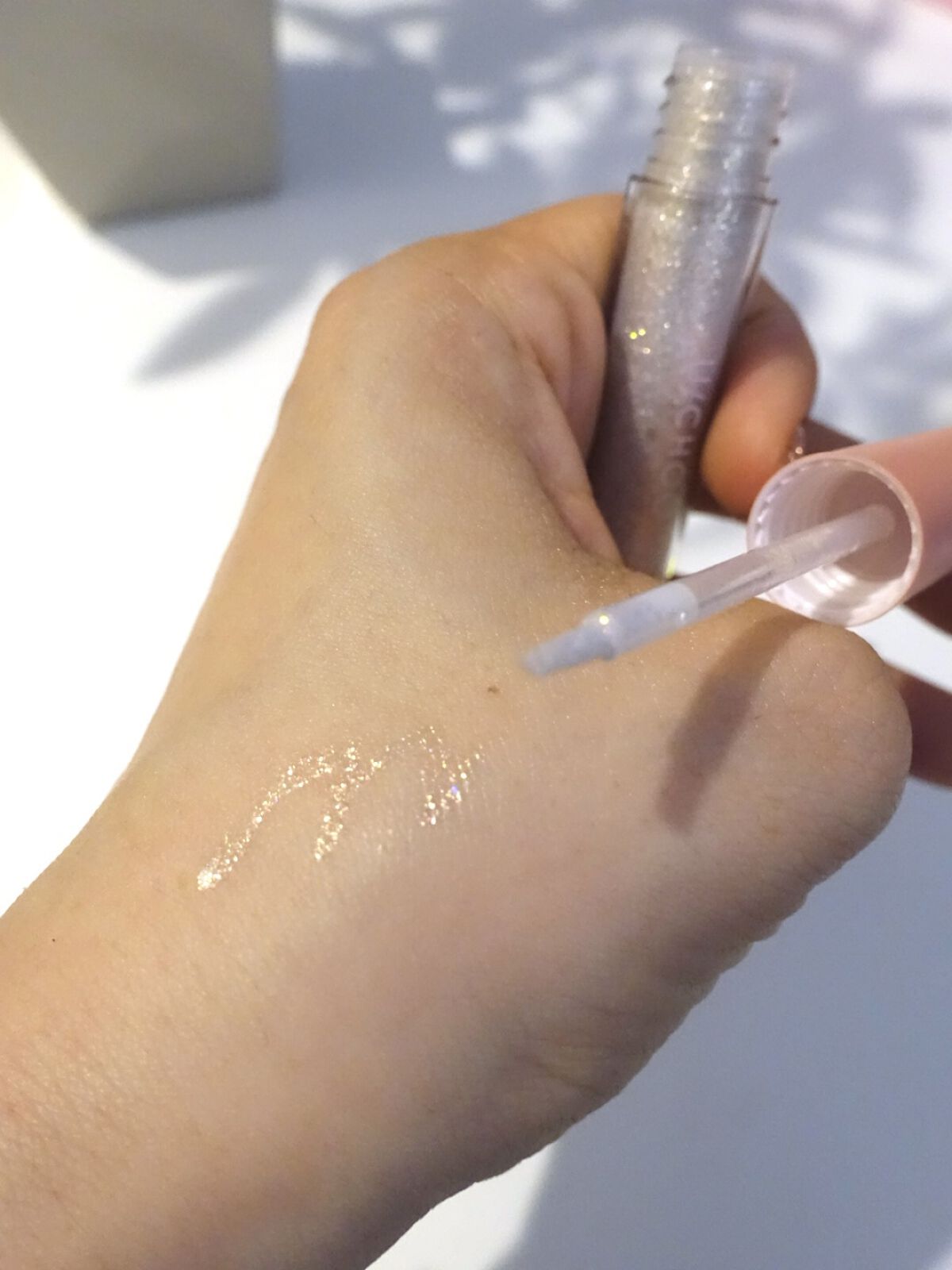  ワオ アイ グリッター/U/CHOO/グリッターを使ったクチコミ（2枚目）