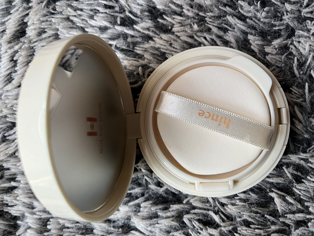 セカンドスキングロウクッション 23 サンド/hince/クッションファンデーションを使ったクチコミ（2枚目）