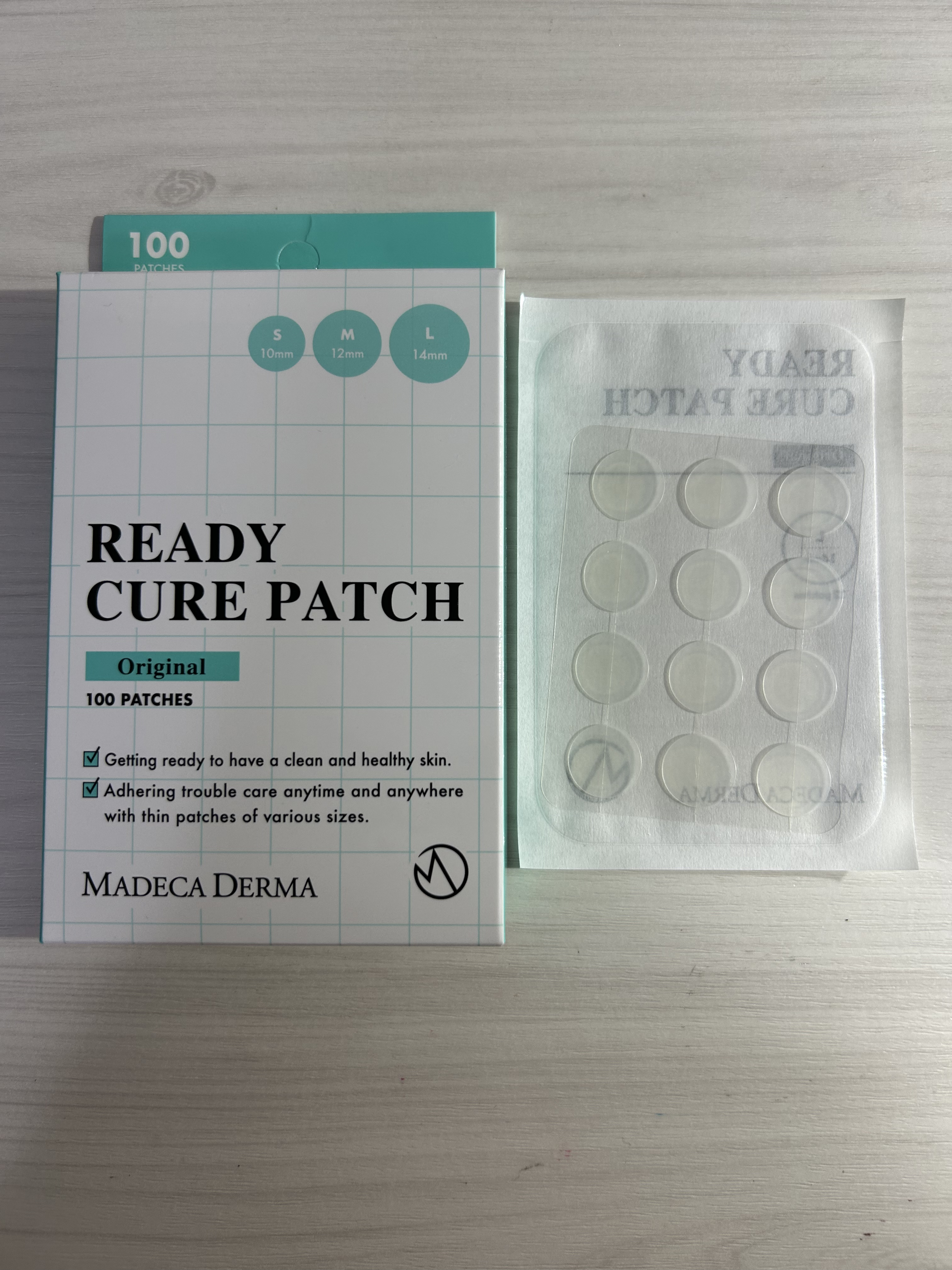 マデカダーマ READY CURE  PATCH ORIGINALのクチコミ「マデカダーマ
READY CURE  PATCH ORIGINAL


qoo10の公式センテ.....」（1枚目）