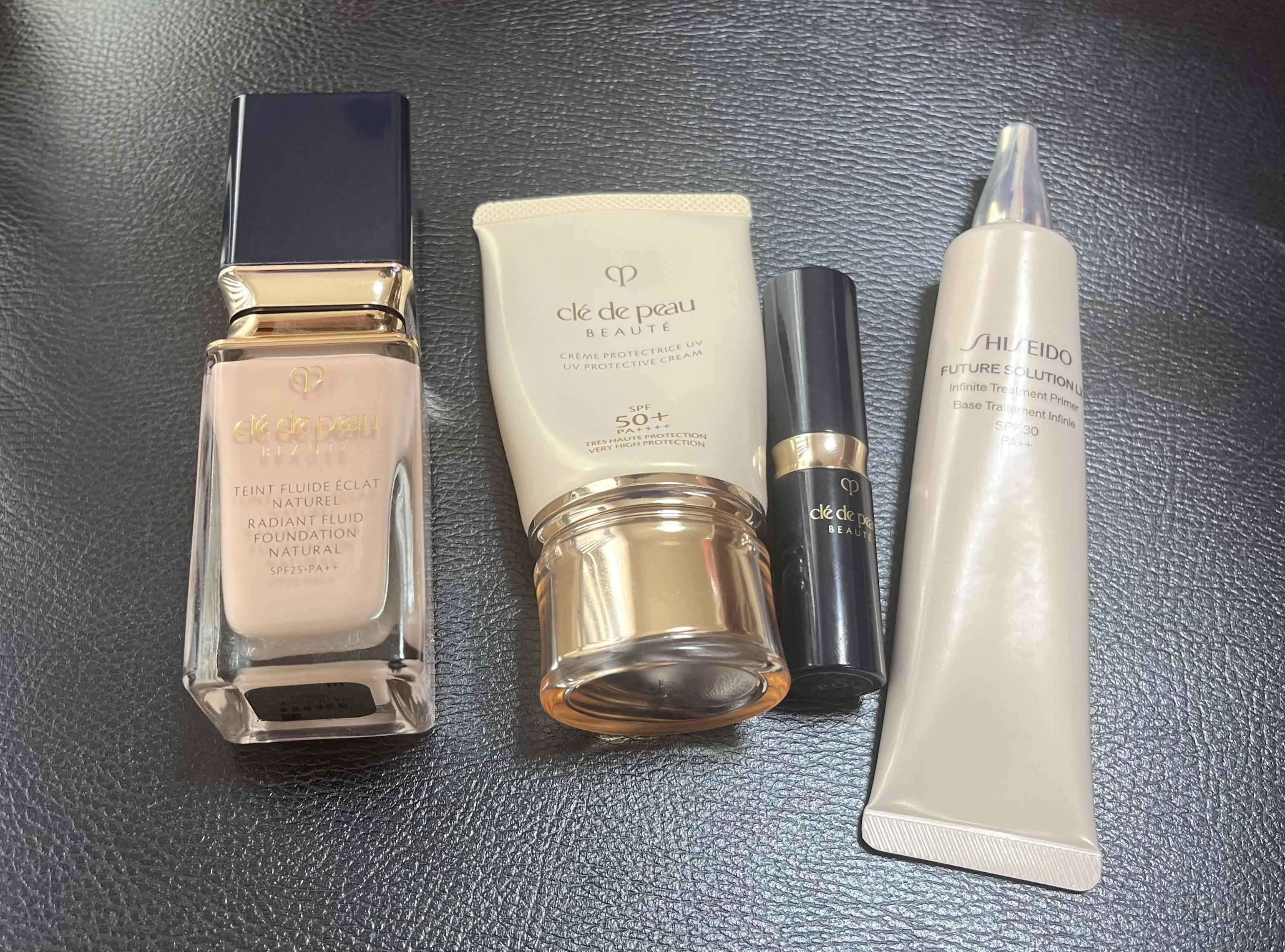 クレ・ド・ポー ボーテ タンフリュイドエクラ ナチュレル ピンクオークル10/クレ・ド・ポー ボーテ/リキッドファンデーションを使ったクチコミ（1枚目）