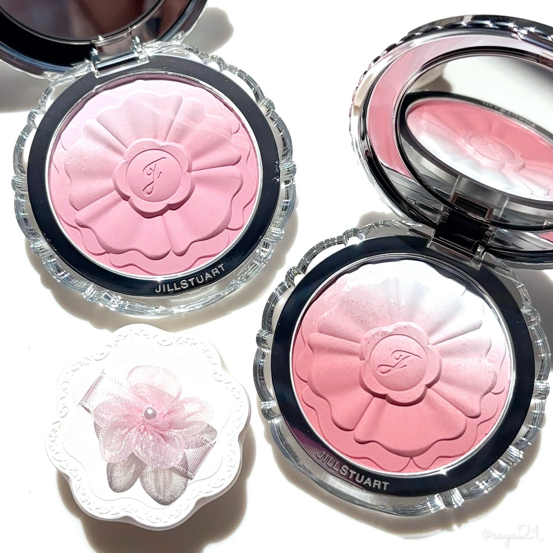 ジルスチュアート　パステルペタル ブラッシュ/JILL STUART/パウダーチークを使ったクチコミ（1枚目）