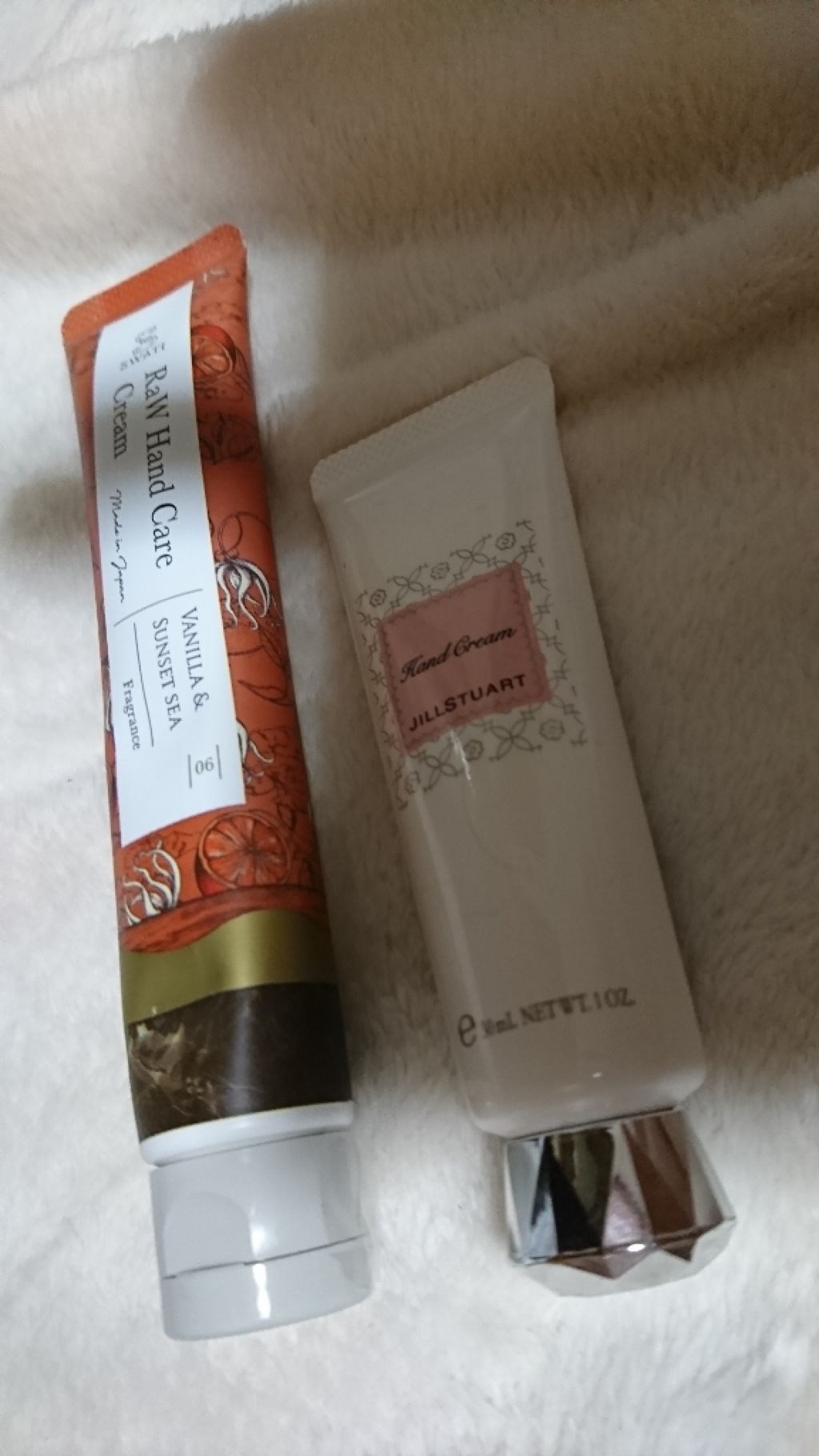 RaW Hand Care Cream(Vanilla & Sunset sea)/SWATi MARBLe/ハンドクリームを使ったクチコミ（2枚目）