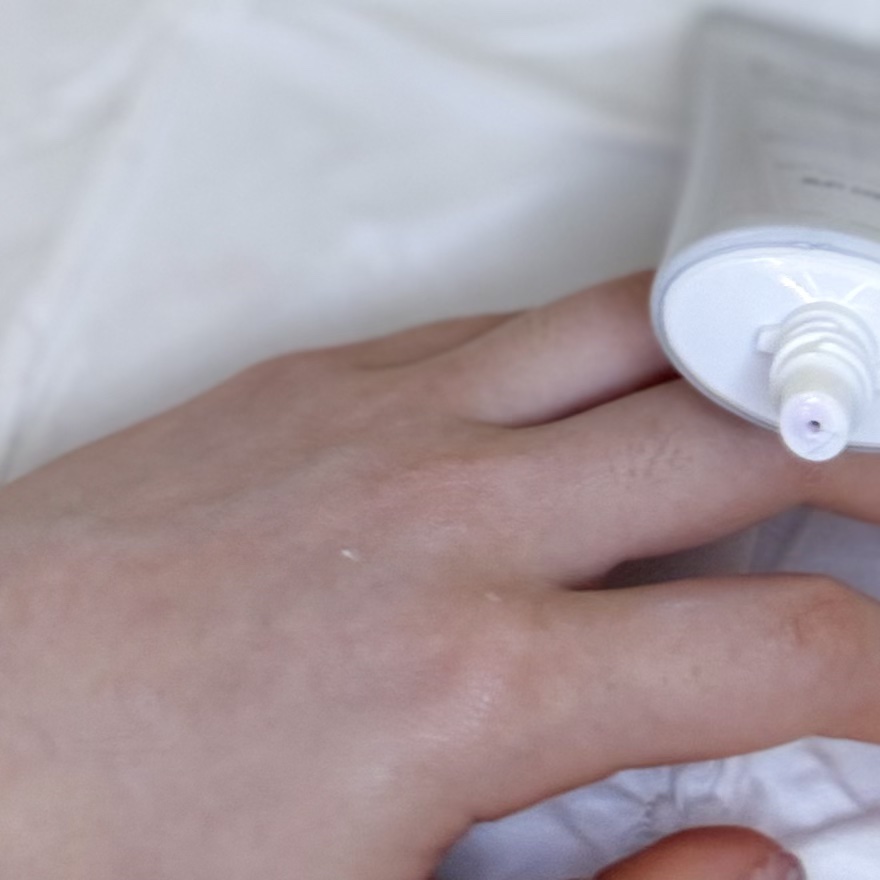 ダルバ ウォータフル トーンアップ サンクリーム(パープル)/ダルバ/日焼け止めクリームを使ったクチコミ（3枚目）