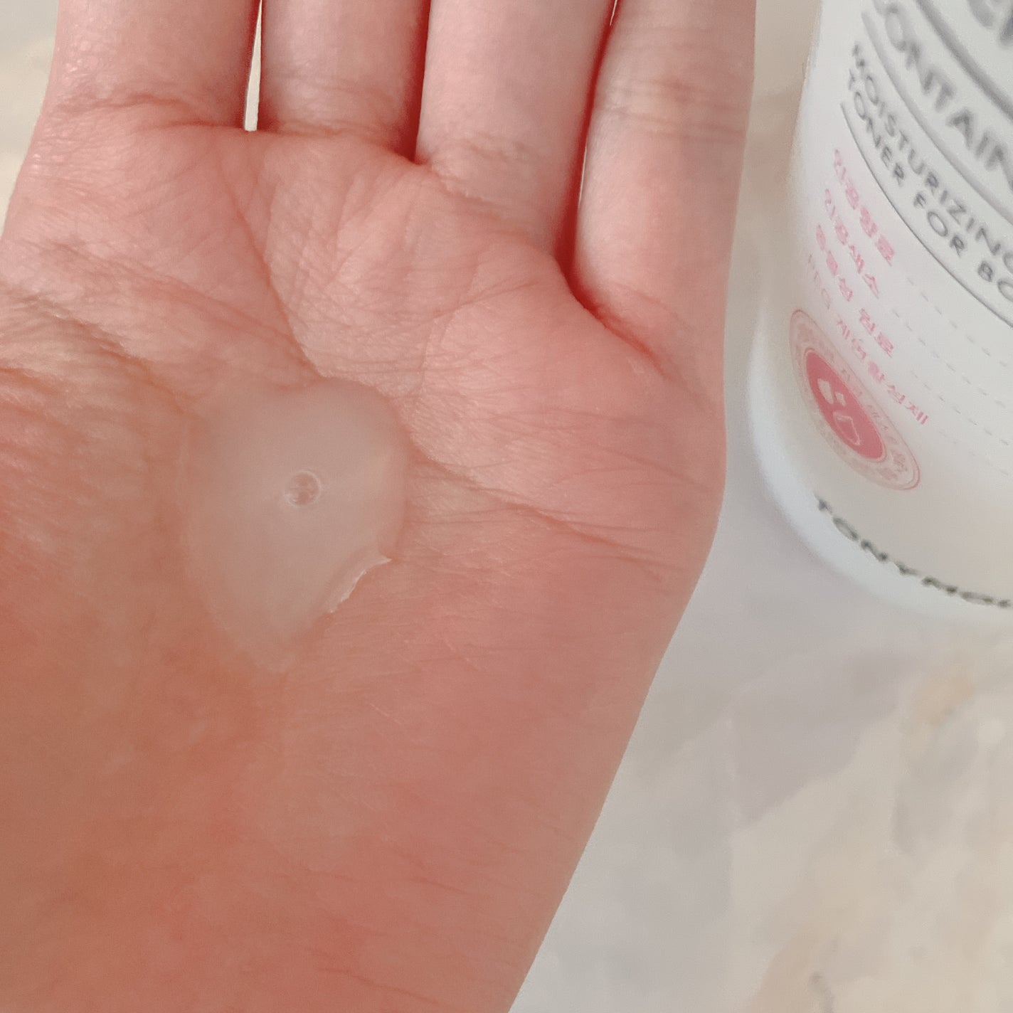 Wonder Ceramide Mochi Toner(トニーモリーワンダーCモチトナー)/TONYMOLY/化粧水を使ったクチコミ(3枚目)