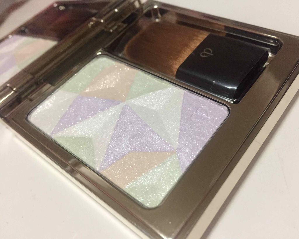 クレ・ド・ポー ボーテ レオスールデクラ/クレ・ド・ポー ボーテ/パウダーハイライトを使ったクチコミ(1枚目)