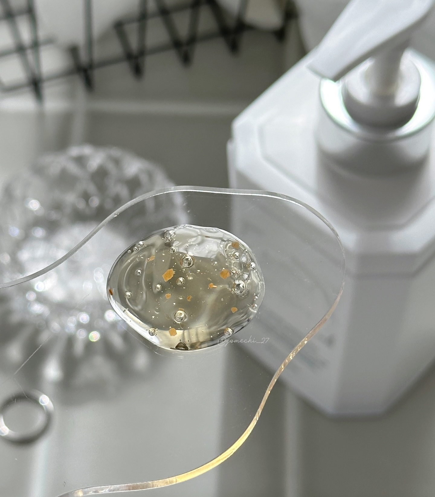 パフュームボディローション リリィムスクホワイトティー/TEABLESS/ボディローションを使ったクチコミ（2枚目）