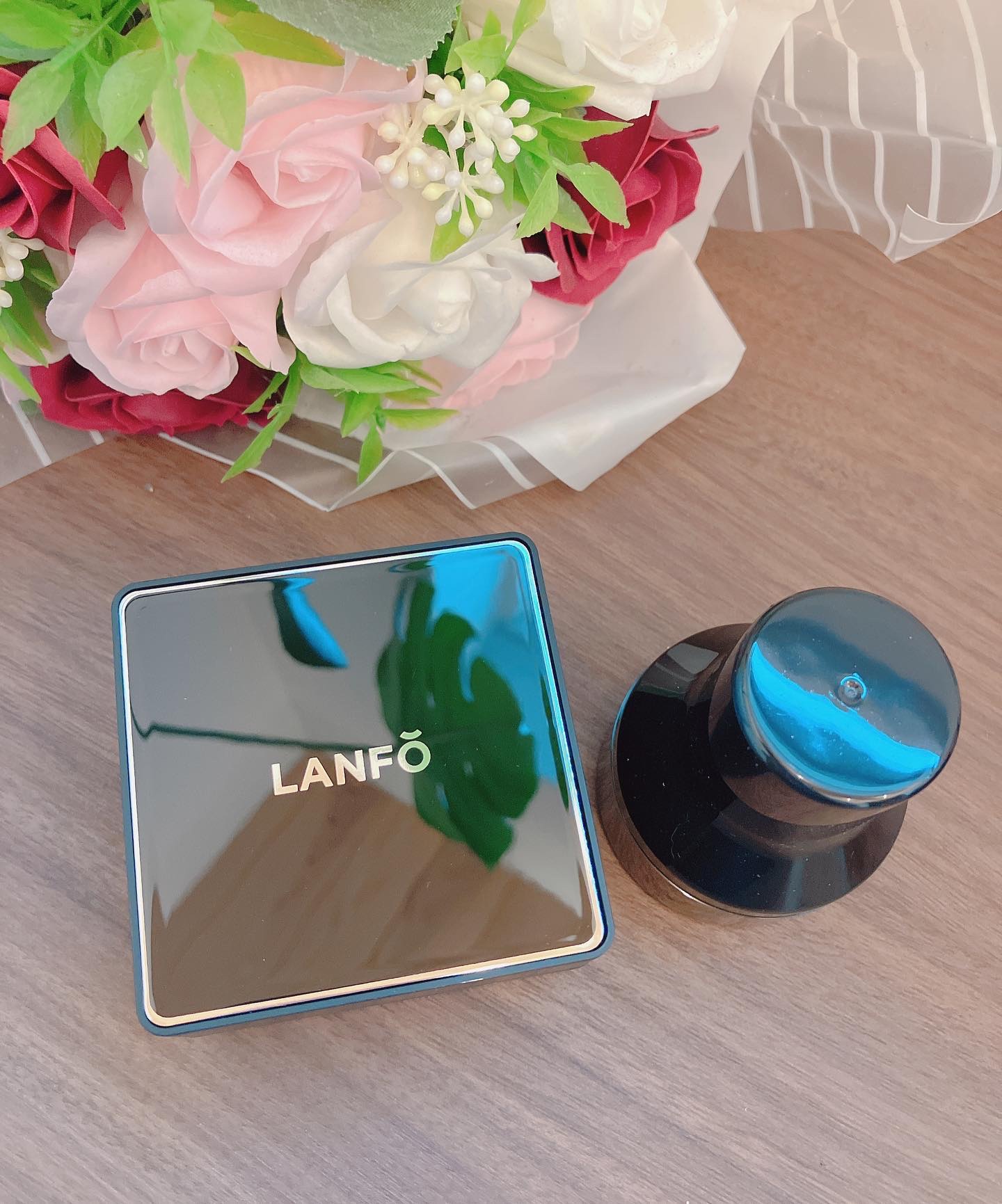 パールクリスタルファンデーション/LANFO/クッションファンデーションを使ったクチコミ（2枚目）