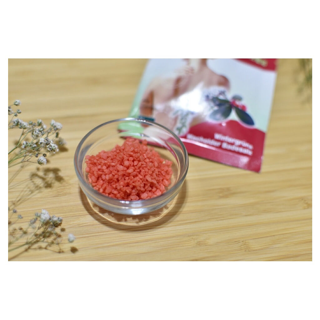 クナイプ グーテエアホールング バスソルト ウィンターグリーン&ワコルダーの香り/クナイプ/無機塩系入浴剤を使ったクチコミ（3枚目）