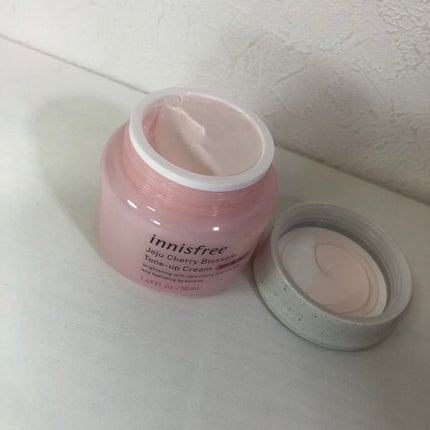 チェジュ チェリーブロッサム トーンアップクリーム/innisfree/化粧下地を使ったクチコミ(2枚目)