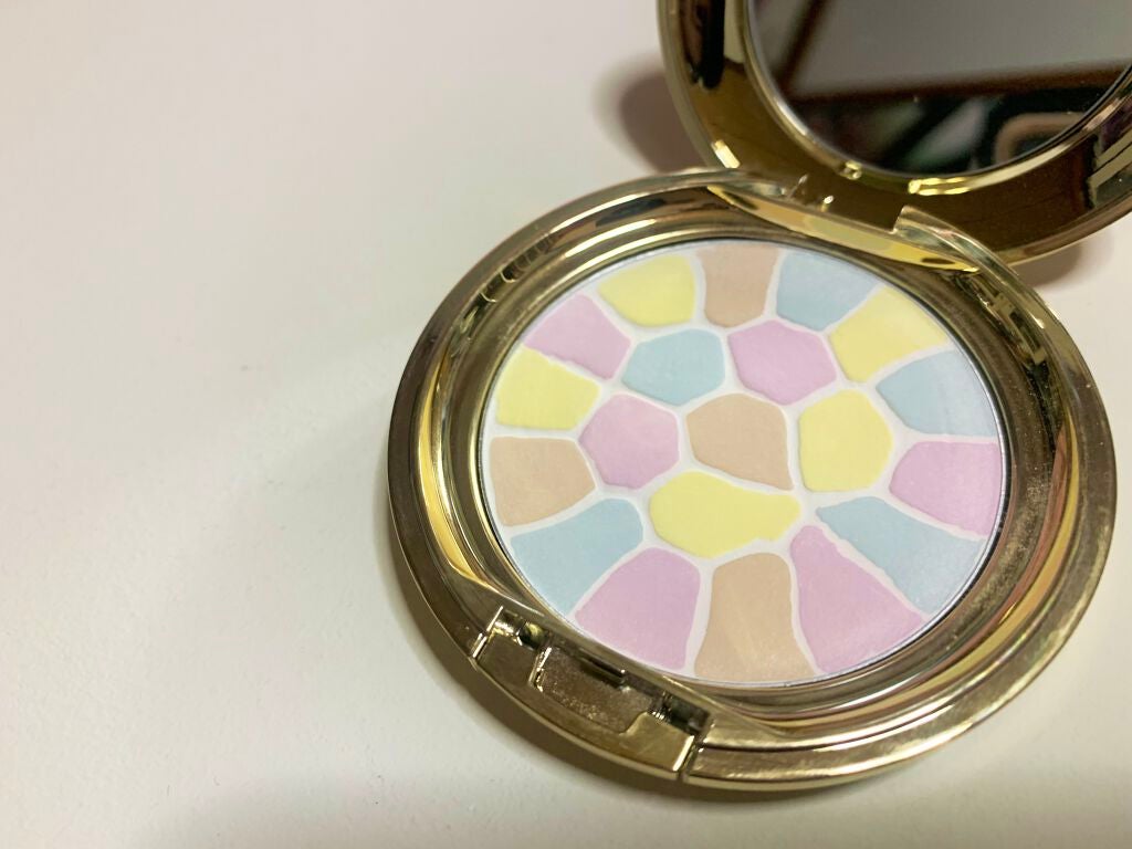 ラ プードル オートニュアンス/Elégance/プレストパウダーを使ったクチコミ(2枚目)