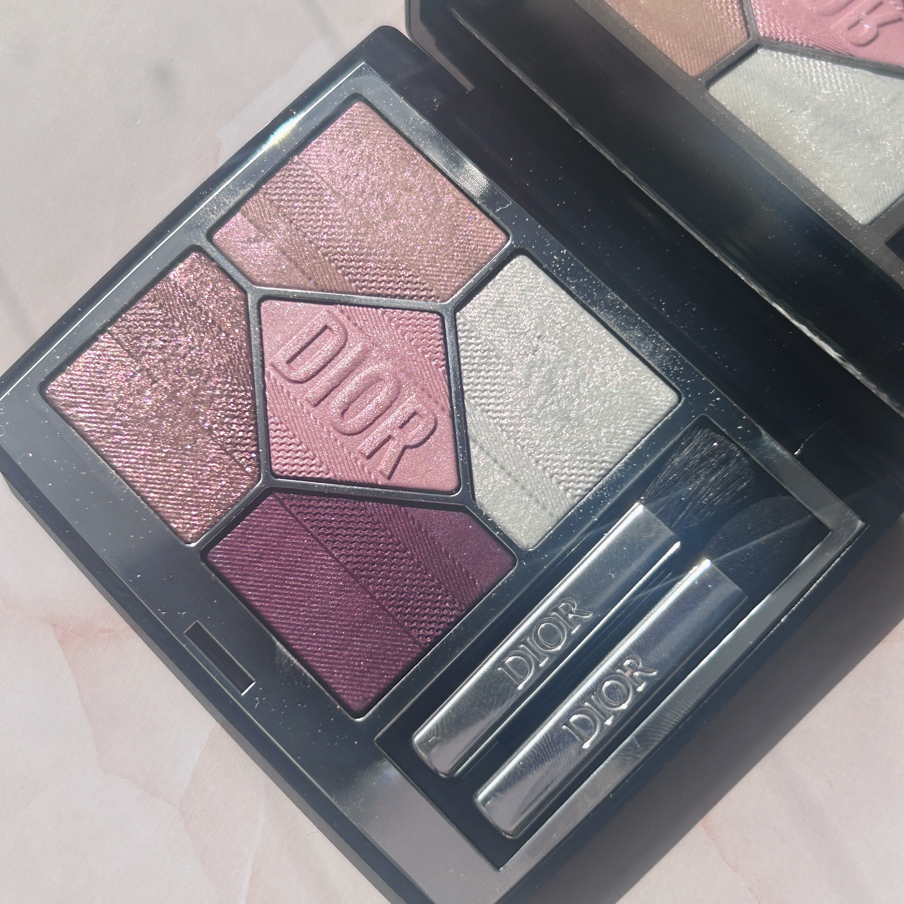 【旧】ディオールショウ サンク クルール（プラン ドゥ パリ コレクション限定品）/Dior/アイシャドウを使ったクチコミ（2枚目）