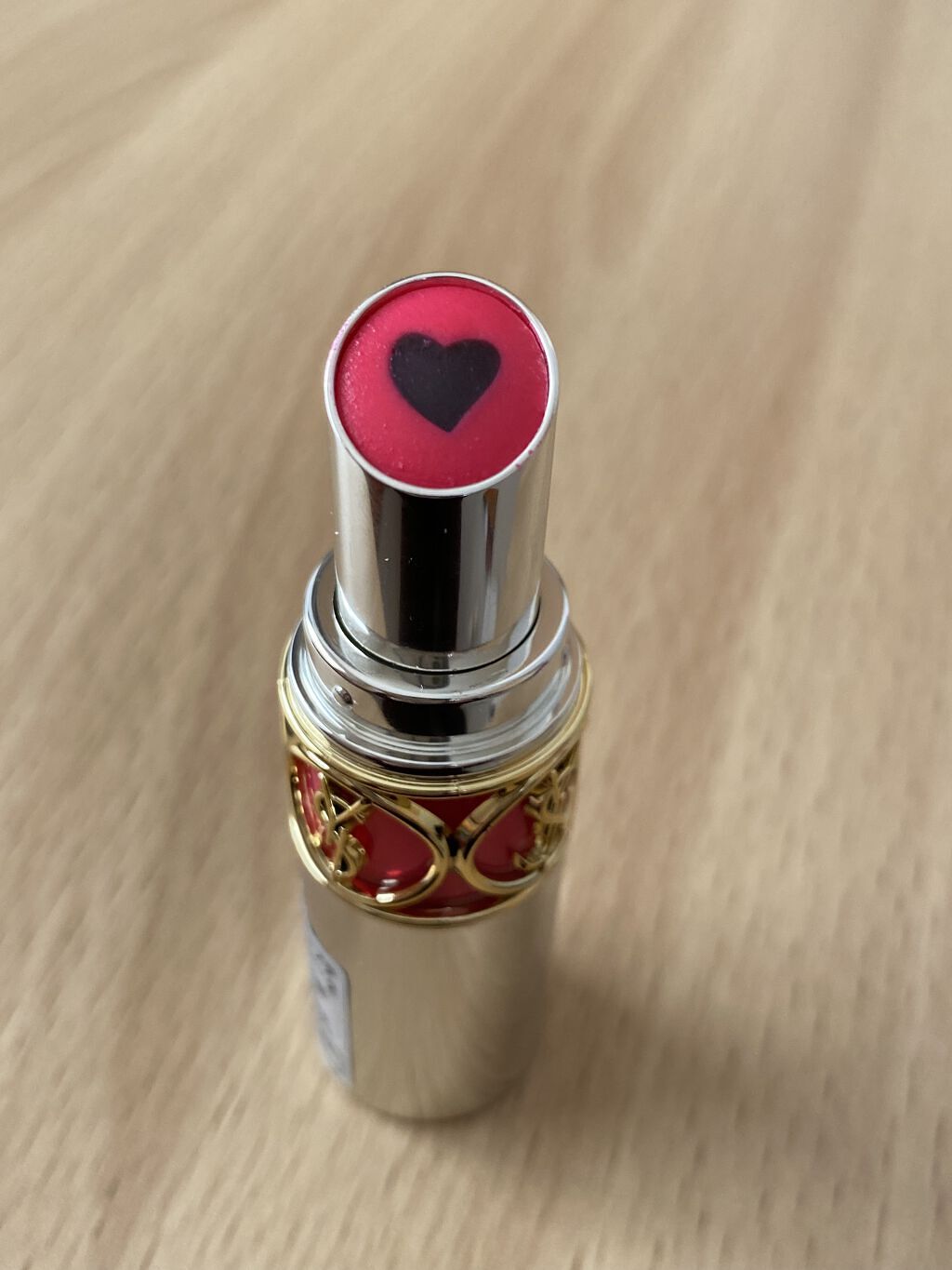 ヴォリュプテ プランプインカラー 2 ダズリング フューシャ/YVES SAINT LAURENT BEAUTE/口紅を使ったクチコミ（1枚目）