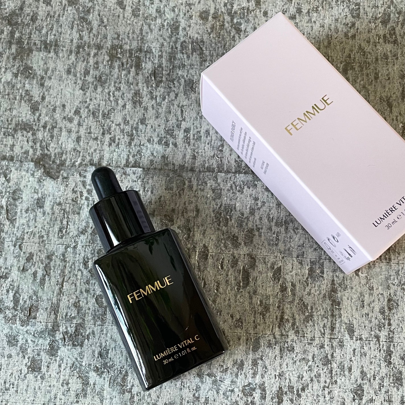 ルミエール ヴァイタルC/FEMMUE/ブースター・導入液を使ったクチコミ(1枚目)