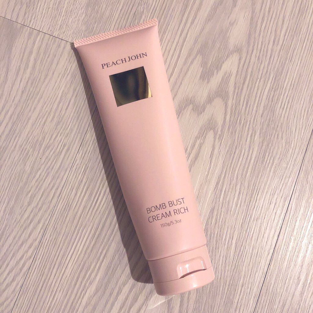 ボムバストクリーム　リッチ/PEACH JOHN/バスト・ヒップケアを使ったクチコミ（1枚目）