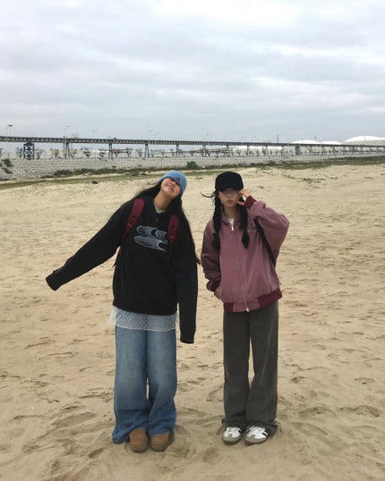 ひとみ on LIPS 「親しい友達と会う予定です#コーデ#ファッション#韓国雑貨#韓国..」(1枚目)