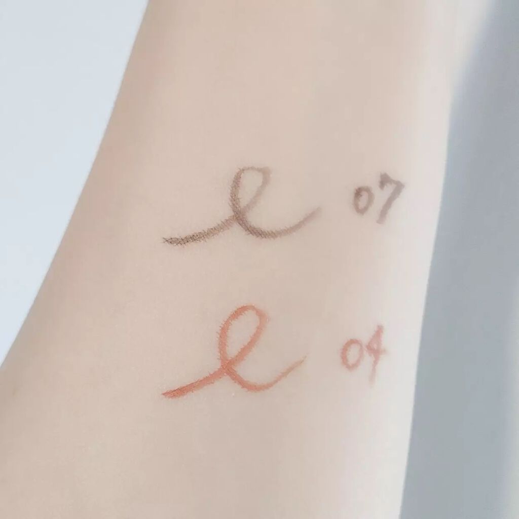 スキルレスライナー/LUMIURGLAS/リキッドアイライナーを使ったクチコミ(5枚目)