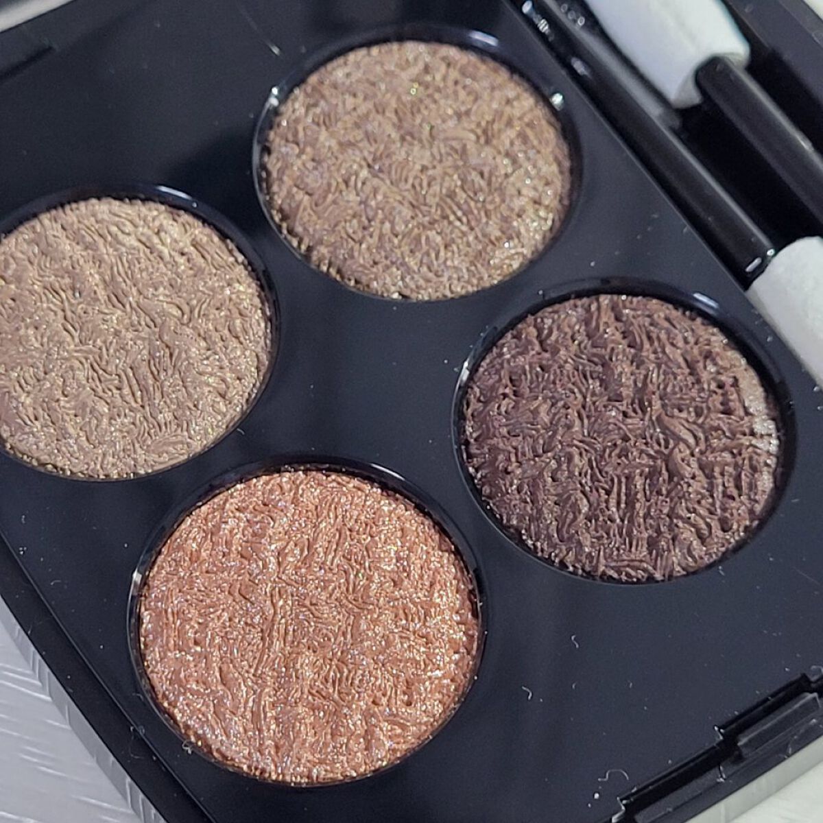 レ キャトル オンブル ツイード/CHANEL/アイシャドウパレットを使ったクチコミ（2枚目）