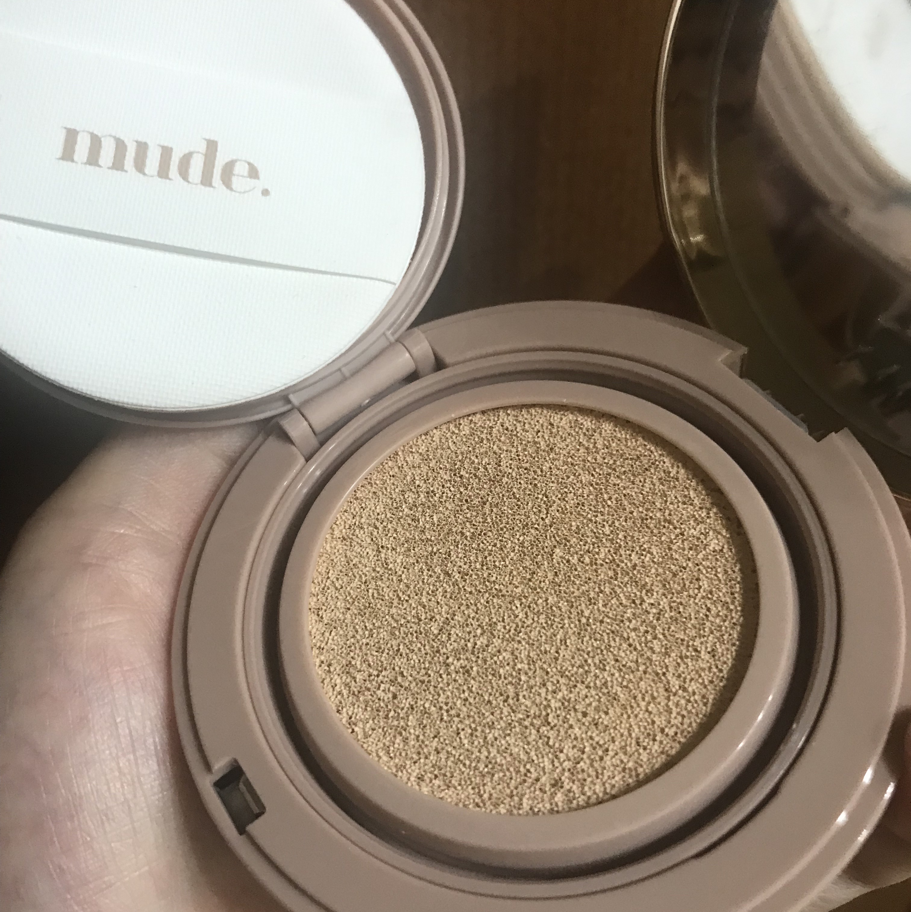 ハグクッション/mude/クッションファンデーションを使ったクチコミ（3枚目）