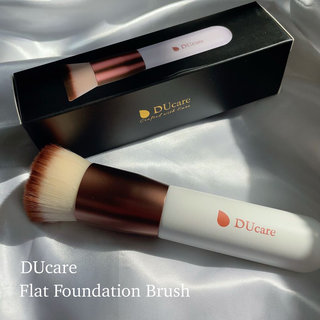 DUcare フラットファンデーションブラシのクチコミ「【動画付き】
＼ リキッドもパウダーも使える万能ブラシ ／
⁡
‪𓂃‬ ‪𓂃‬ ‪𓂃‬ ‪𓂃‬.....」（1枚目）
