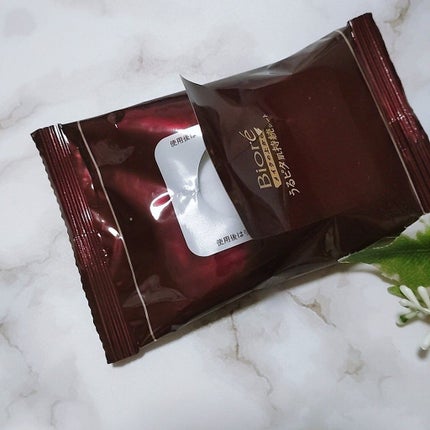 ビオレメイクの上からうるピタ肌持続シート/ビオレ/フェイスシートを使ったクチコミ(3枚目)