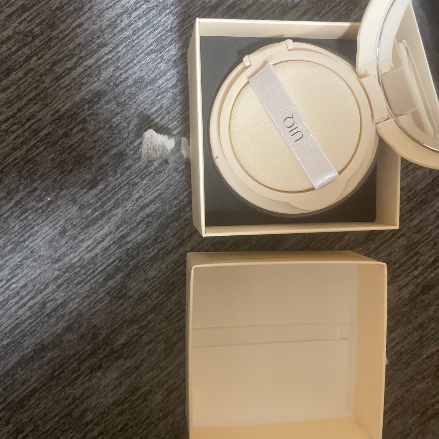 バイオムバリアエッセンスインパウダー/UIQ/ルースパウダーを使ったクチコミ(3枚目)