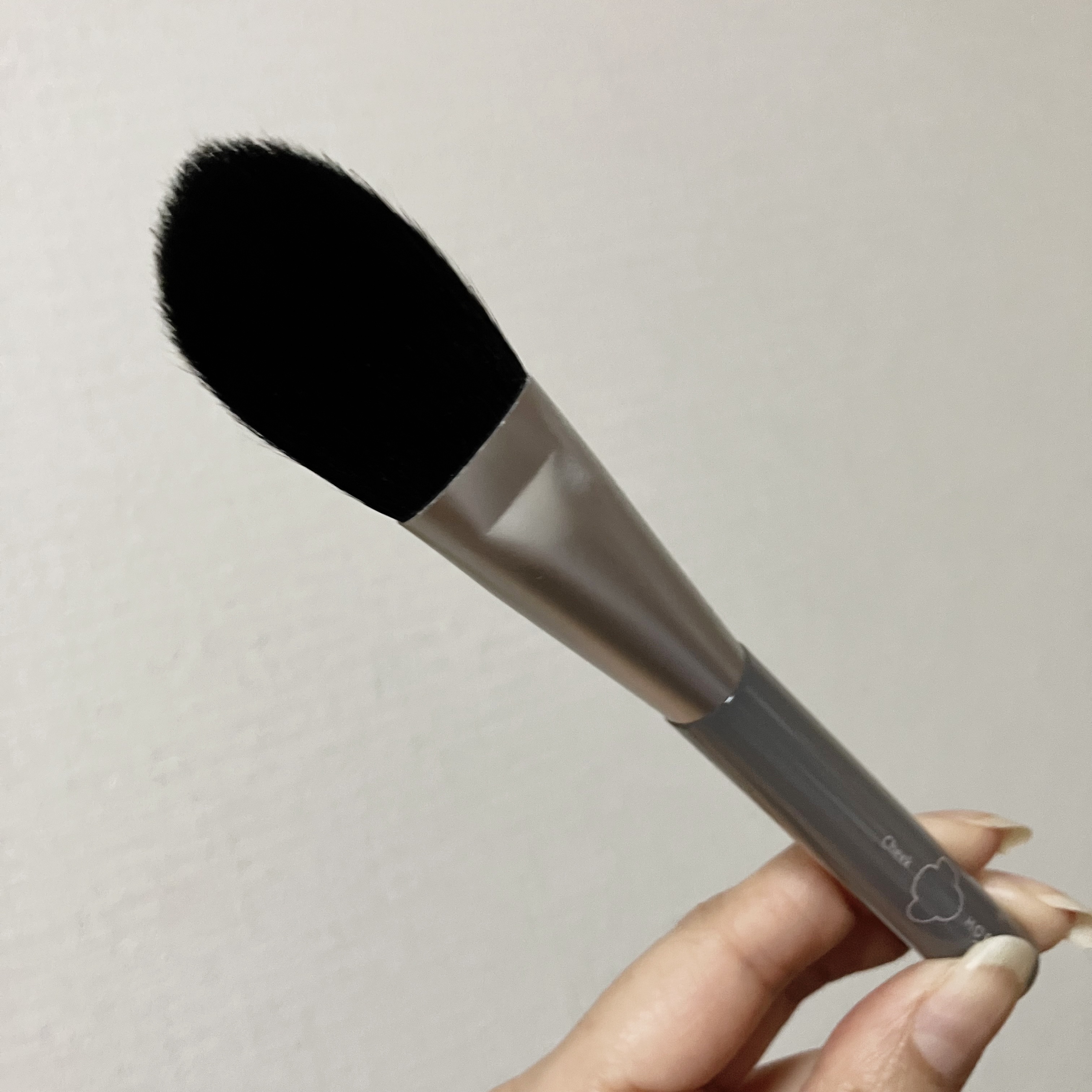 KOBAKO チークブラシD/KOBAKO/メイクブラシを使ったクチコミ（3枚目）