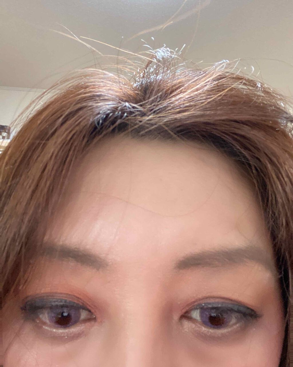 カラークイーン オイルシャドウ/ロレアル パリ/単色アイシャドウを使ったクチコミ（2枚目）