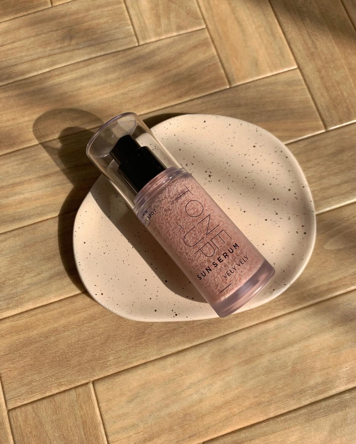 ビタミントーンアップサンセラム/VELY VELY/日焼け止めローションを使ったクチコミ(2枚目)