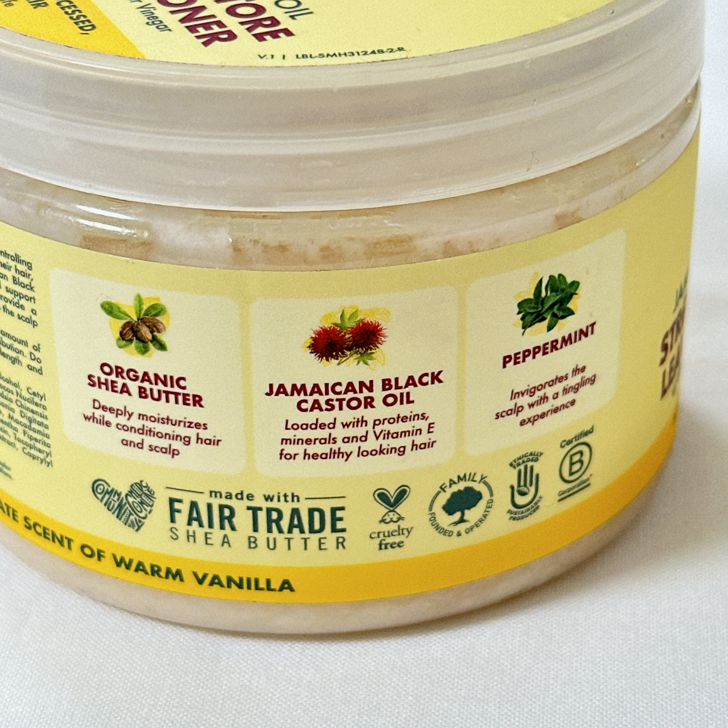 SheaMoisture strengthen & restore leave-in conditioner