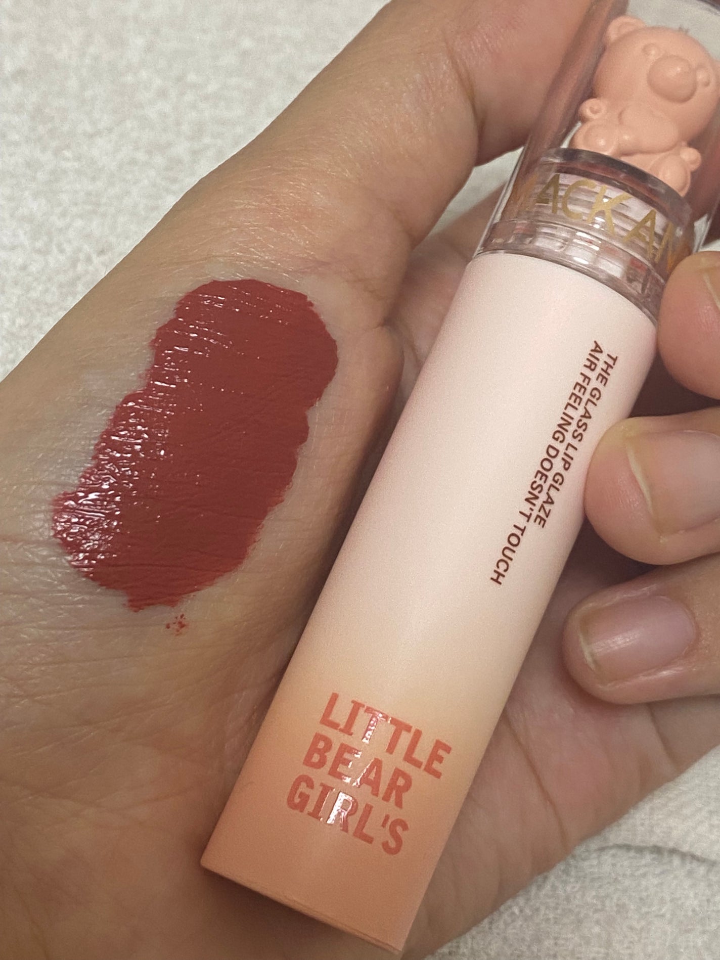 リトルベアガールズエアーフィーリングダズントタッチザグロス/MACK ANDY/口紅を使ったクチコミ(4枚目)
