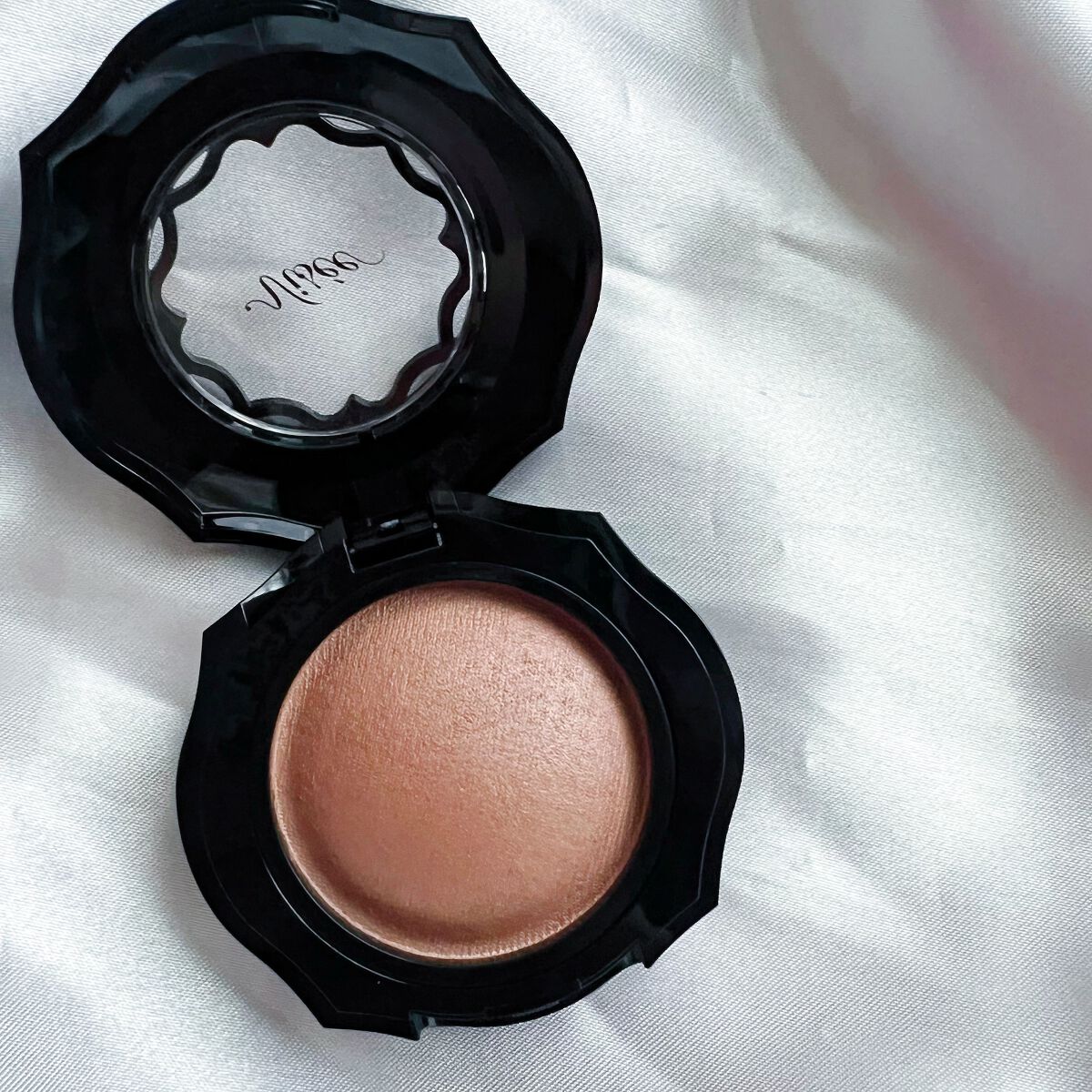 フォギーオンチークス Ｎ BR320 シナモンブラウン/Visée/パウダーチークを使ったクチコミ（3枚目）