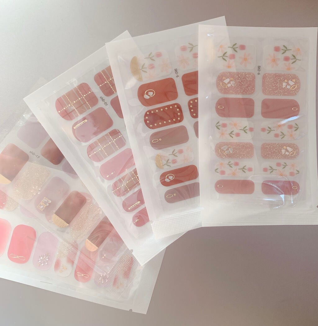 na-co on LIPS 「ジェルネイルシールQoo10で69円~売られていものを購入しま..」(3枚目)