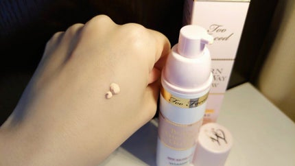 ボーン ディス ウェイ グロウ モイスチュアライジング メイクアップ プライマー/Too Faced/化粧下地を使ったクチコミ(2枚目)